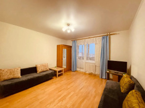 Квартира Двухкомнатная Мич 142/74