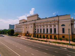 Апартаменты у Театра оперы и Балета