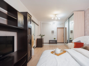 Квартира ApartHause у Южного Автовокзала и ТРЦ Мегаполис