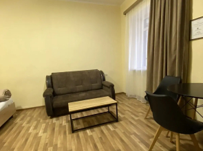 Perte House on Saryan 24 Apartments
