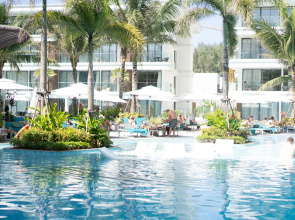 Luxury Sunshine Apartments