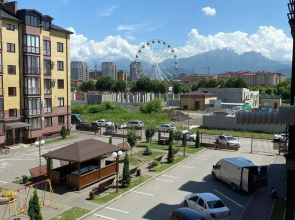 Квартира посуточно на Джигкаева, кровать Queen Size!