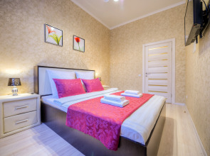 Апартаменты Пять Звёзд на Театральной Площади