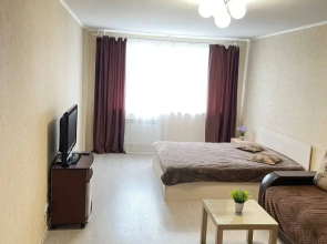 Na Zapadnoy Polyane Flat