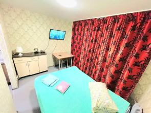 Апартаменты на Карла Маркса 108-2