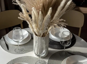 Апартаменты с дизайнерским ремонтом на центральной улице (до 4х гостей)