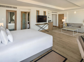 Курортный отель JA The Resort - JA Beach hotel