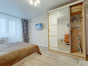 Апартаменты на проспекте Толбухина 45 с красивым видом