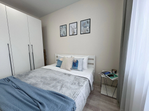 Svetlaya Dvushka Na Moskovskoy 76 Flat