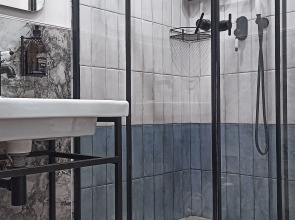 Отель Gizzat Plaza