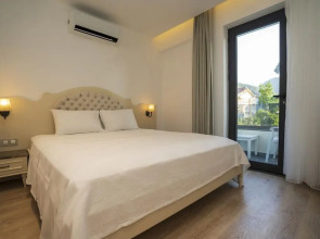 Апарт-отель Channel Suites