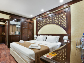 Отель Orient Star Varahsha