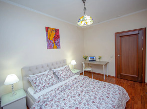 Апартаменты 4BR Apartment Next to St Isaak Cathedral