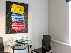 Апартаменты Modern Flat