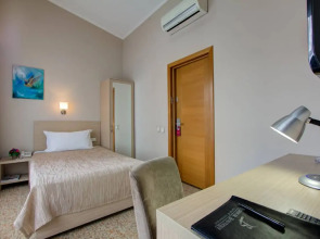 Отель Bishkek Boutique