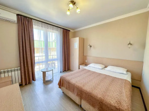 Отель Ромашка