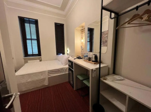 Отель Rafinn Hotel