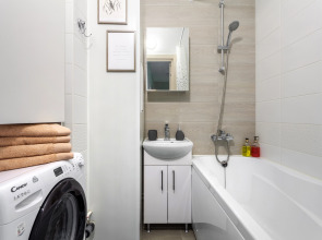 Апартаменты Prudius Apart двухкомнатные у СКА арены