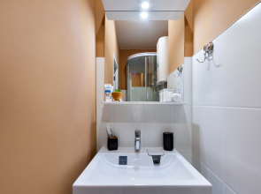 Апартаменты Уютные в Теплых Тонах