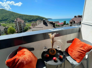 Апартаменты в стиле бохо с видом на море и горы