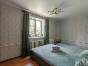 Квартира SmolSutki Ново-Чернушенский переулок 1/2 (2комн)