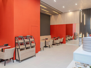 Отель Duo Hotel by Futuro