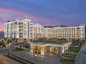 Merit Royal Diamond Spa Hotel