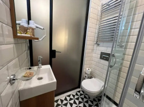 Отель Rafinn Hotel