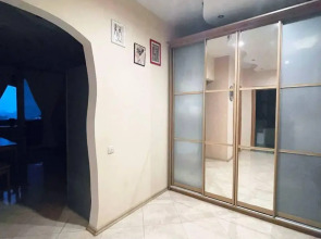 Апартаменты MAXI (Макси) на улице Колхозная 18