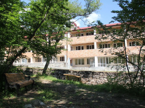 Отель Цахкаовит