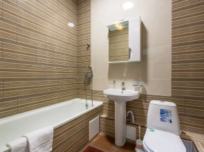 Отель Корона