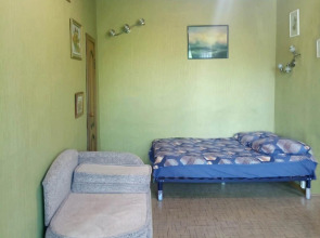 Квартира эконом двухкомнатная рядом с центром, 33 квартиры