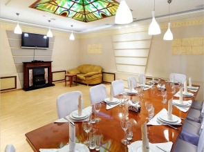 Отель Империал