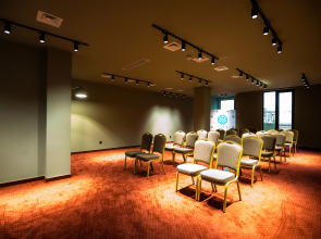 Отель Brosse Garden