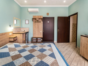 Отель Рахиль