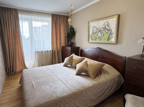 Квартира Трехкомнатная на 9 Апреля