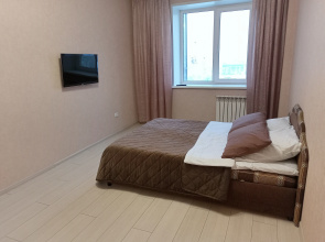 Квартира Кирова 120А оранжевая квартира