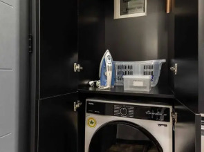 Отель BayMari Suites City Life