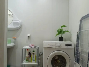 Апартаменты Четырехкомнатная квартира на Димитрова 4