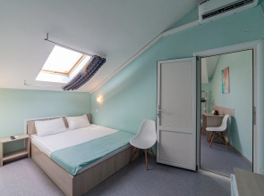 Отель Бирюза