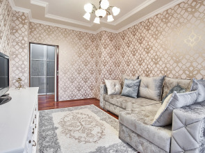 Апартаменты Карла Маркса 8