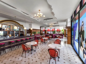 Отель Voco Dubai Monaco The Heart of Europe