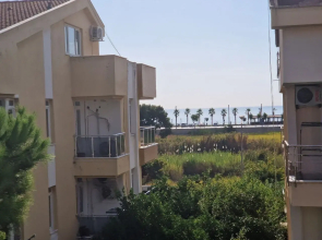 Prostornaya Kvartira Vozle Morya Apartments