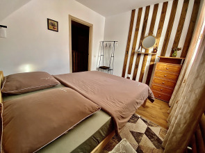 Гостевой дом Избушки guestHouse Большая