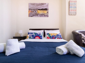 Nhe Machne Yehuda Apartments