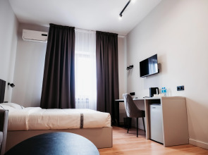 Отель Green Hill hotel