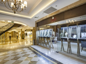 Отель Karmir Resort  & SPA