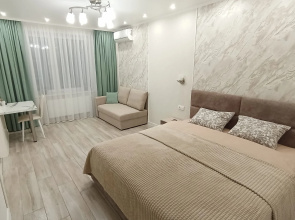 Dominant Na Lunacharskogo V Tsentre Flat