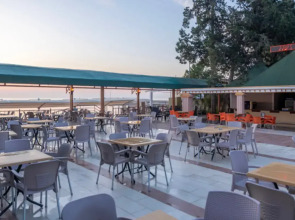 Lims Bona Dea Beach Hotel – All Inclusive