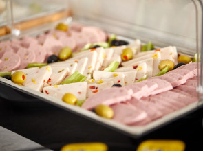 Albinas Hotel Old City